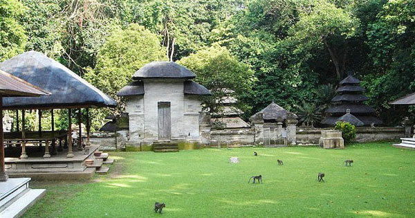 Pura-Alas-Kedaton-Tabanan-Bali